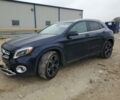 Синий Мерседес GLA 250, объемом двигателя 2 л и пробегом 228 тыс. км за 10000 $, фото 1 на Automoto.ua
