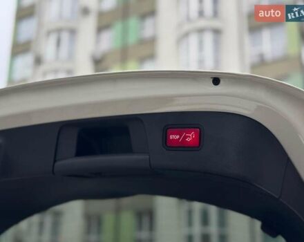 Белый Мерседес ГЛА-Класс, объемом двигателя 2.14 л и пробегом 215 тыс. км за 18500 $, фото 36 на Automoto.ua