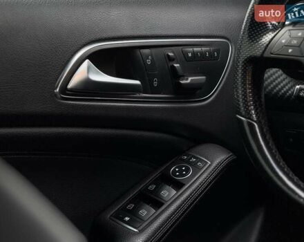 Белый Мерседес ГЛА-Класс, объемом двигателя 2.14 л и пробегом 215 тыс. км за 18500 $, фото 28 на Automoto.ua