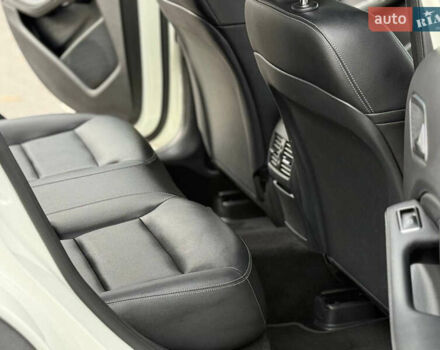 Белый Мерседес ГЛА-Класс, объемом двигателя 1.99 л и пробегом 96 тыс. км за 17500 $, фото 9 на Automoto.ua