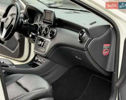 Белый Мерседес ГЛА-Класс, объемом двигателя 1.99 л и пробегом 96 тыс. км за 17500 $, фото 8 на Automoto.ua