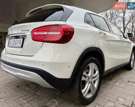 Білий Мерседес ГЛА-Клас, об'ємом двигуна 1.99 л та пробігом 90 тис. км за 16700 $, фото 11 на Automoto.ua