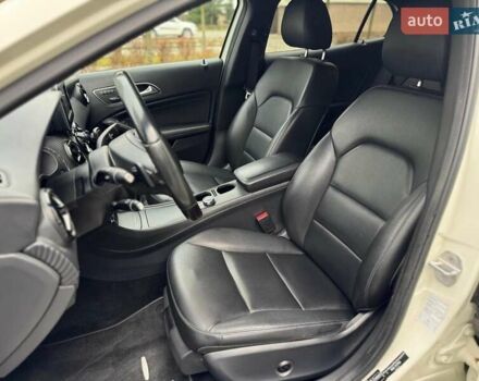 Белый Мерседес ГЛА-Класс, объемом двигателя 2.14 л и пробегом 215 тыс. км за 18500 $, фото 18 на Automoto.ua