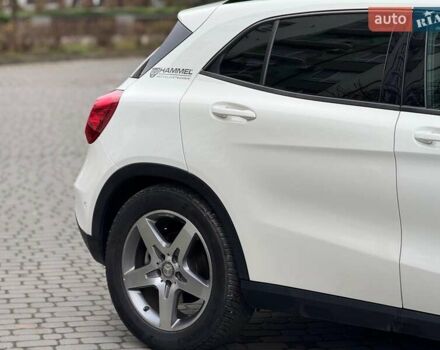 Белый Мерседес ГЛА-Класс, объемом двигателя 2.14 л и пробегом 215 тыс. км за 18500 $, фото 9 на Automoto.ua