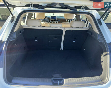 Білий Мерседес ГЛА-Клас, об'ємом двигуна 1.6 л та пробігом 111 тис. км за 18599 $, фото 25 на Automoto.ua