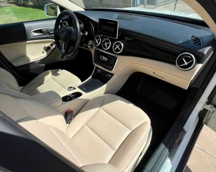 Білий Мерседес ГЛА-Клас, об'ємом двигуна 2 л та пробігом 71 тис. км за 9500 $, фото 13 на Automoto.ua