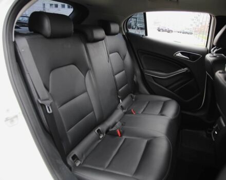 Білий Мерседес ГЛА-Клас, об'ємом двигуна 2 л та пробігом 102 тис. км за 19500 $, фото 8 на Automoto.ua