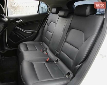 Білий Мерседес ГЛА-Клас, об'ємом двигуна 1.99 л та пробігом 102 тис. км за 19500 $, фото 7 на Automoto.ua