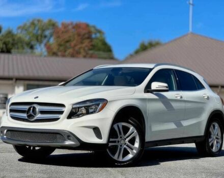 Белый Мерседес ГЛА-Класс, объемом двигателя 2 л и пробегом 71 тыс. км за 5400 $, фото 2 на Automoto.ua