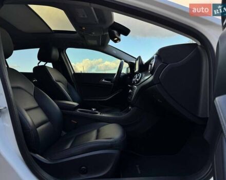 Білий Мерседес ГЛА-Клас, об'ємом двигуна 1.99 л та пробігом 149 тис. км за 18000 $, фото 76 на Automoto.ua