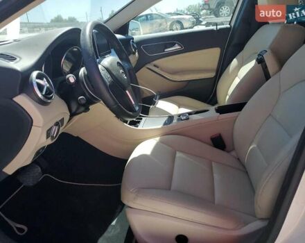 Белый Мерседес ГЛА-Класс, объемом двигателя 1.99 л и пробегом 25 тыс. км за 3000 $, фото 6 на Automoto.ua