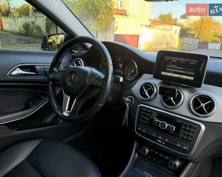 Белый Мерседес ГЛА-Класс, объемом двигателя 1.99 л и пробегом 149 тыс. км за 15499 $, фото 9 на Automoto.ua