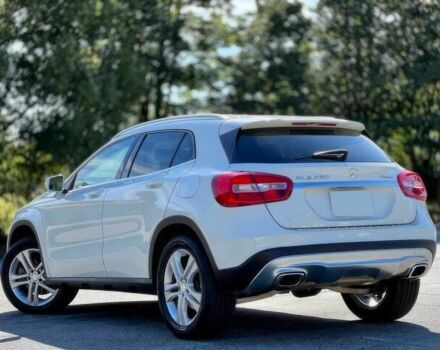 Белый Мерседес ГЛА-Класс, объемом двигателя 2 л и пробегом 71 тыс. км за 5400 $, фото 6 на Automoto.ua