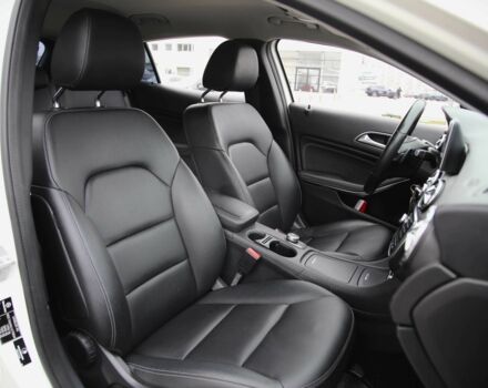 Білий Мерседес ГЛА-Клас, об'ємом двигуна 2 л та пробігом 102 тис. км за 19500 $, фото 9 на Automoto.ua