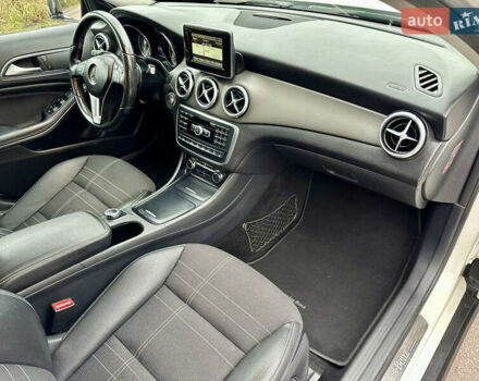 Белый Мерседес ГЛА-Класс, объемом двигателя 2.2 л и пробегом 343 тыс. км за 16250 $, фото 28 на Automoto.ua