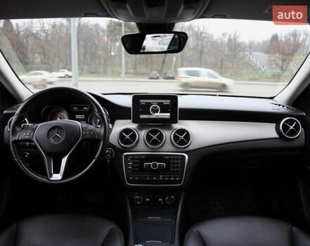 Білий Мерседес ГЛА-Клас, об'ємом двигуна 1.99 л та пробігом 102 тис. км за 19500 $, фото 11 на Automoto.ua