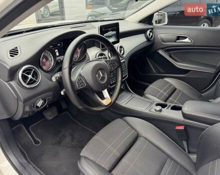 Белый Мерседес ГЛА-Класс, объемом двигателя 2.14 л и пробегом 251 тыс. км за 20500 $, фото 45 на Automoto.ua