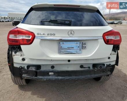 Білий Мерседес ГЛА-Клас, об'ємом двигуна 1.6 л та пробігом 134 тис. км за 2900 $, фото 5 на Automoto.ua