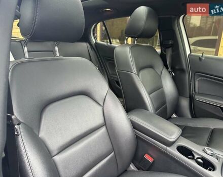 Белый Мерседес ГЛА-Класс, объемом двигателя 1.99 л и пробегом 145 тыс. км за 19500 $, фото 30 на Automoto.ua