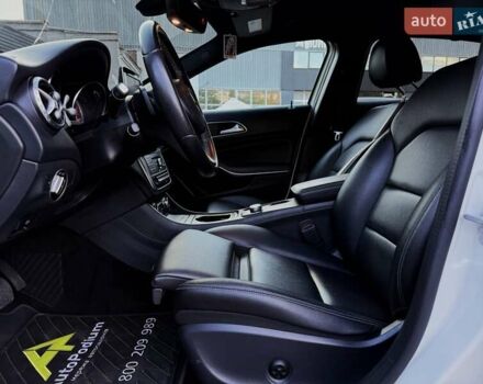 Білий Мерседес ГЛА-Клас, об'ємом двигуна 1.99 л та пробігом 102 тис. км за 16999 $, фото 27 на Automoto.ua