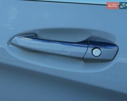 Белый Мерседес ГЛА-Класс, объемом двигателя 1.99 л и пробегом 102 тыс. км за 17299 $, фото 14 на Automoto.ua