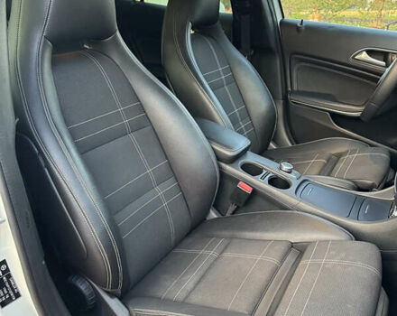 Белый Мерседес ГЛА-Класс, объемом двигателя 1.46 л и пробегом 324 тыс. км за 16700 $, фото 16 на Automoto.ua