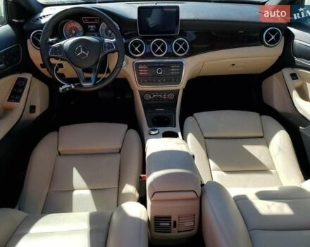 Белый Мерседес ГЛА-Класс, объемом двигателя 1.99 л и пробегом 60 тыс. км за 3000 $, фото 7 на Automoto.ua