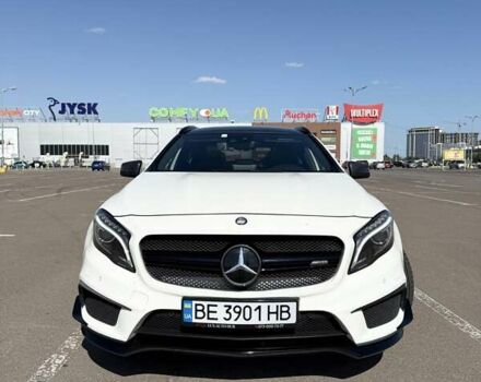 Белый Мерседес ГЛА-Класс, объемом двигателя 1.99 л и пробегом 139 тыс. км за 29999 $, фото 1 на Automoto.ua