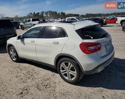 Белый Мерседес ГЛА-Класс, объемом двигателя 1.99 л и пробегом 60 тыс. км за 3000 $, фото 1 на Automoto.ua