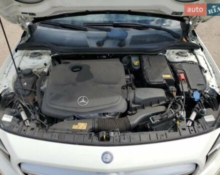 Білий Мерседес ГЛА-Клас, об'ємом двигуна 1.6 л та пробігом 134 тис. км за 2900 $, фото 10 на Automoto.ua