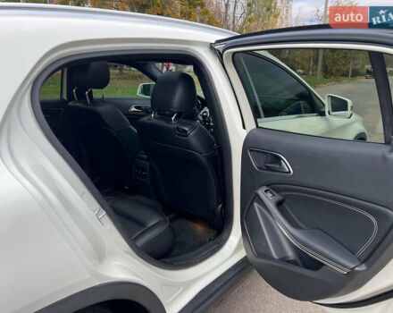 Белый Мерседес ГЛА-Класс, объемом двигателя 1.99 л и пробегом 91 тыс. км за 16700 $, фото 11 на Automoto.ua