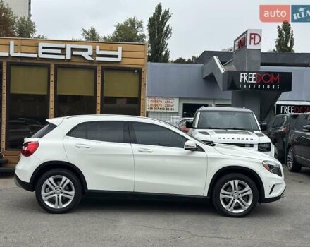 Белый Мерседес ГЛА-Класс, объемом двигателя 1.99 л и пробегом 145 тыс. км за 19500 $, фото 7 на Automoto.ua