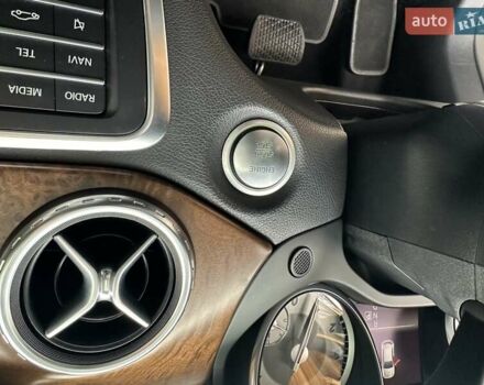 Белый Мерседес ГЛА-Класс, объемом двигателя 1.99 л и пробегом 145 тыс. км за 19500 $, фото 20 на Automoto.ua