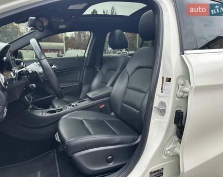 Белый Мерседес ГЛА-Класс, объемом двигателя 1.99 л и пробегом 145 тыс. км за 19500 $, фото 13 на Automoto.ua