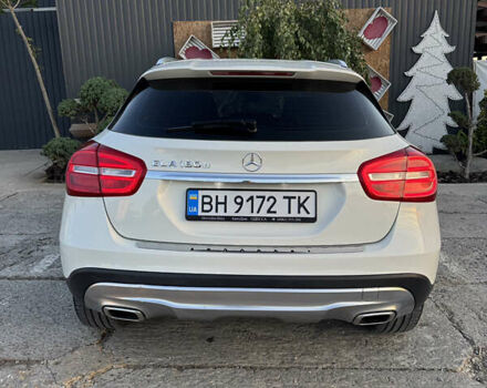 Белый Мерседес ГЛА-Класс, объемом двигателя 1.46 л и пробегом 324 тыс. км за 16700 $, фото 4 на Automoto.ua