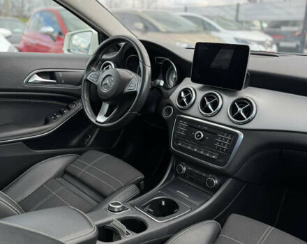 Білий Мерседес ГЛА-Клас, об'ємом двигуна 1.46 л та пробігом 46 тис. км за 21999 $, фото 30 на Automoto.ua