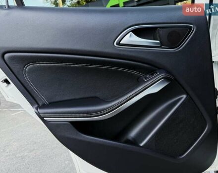 Белый Мерседес ГЛА-Класс, объемом двигателя 1.99 л и пробегом 102 тыс. км за 17299 $, фото 28 на Automoto.ua