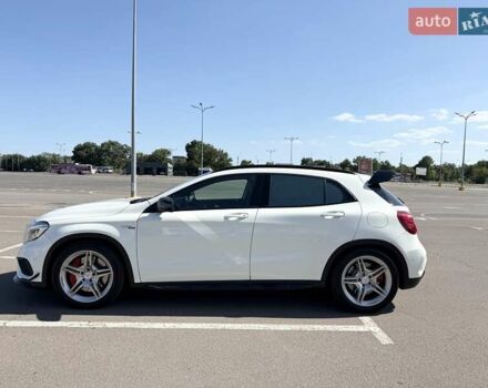 Белый Мерседес ГЛА-Класс, объемом двигателя 1.99 л и пробегом 139 тыс. км за 29999 $, фото 5 на Automoto.ua