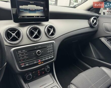 Белый Мерседес ГЛА-Класс, объемом двигателя 2.14 л и пробегом 251 тыс. км за 20500 $, фото 30 на Automoto.ua