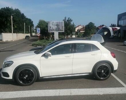 Белый Мерседес ГЛА-Класс, объемом двигателя 1.6 л и пробегом 87 тыс. км за 22500 $, фото 1 на Automoto.ua