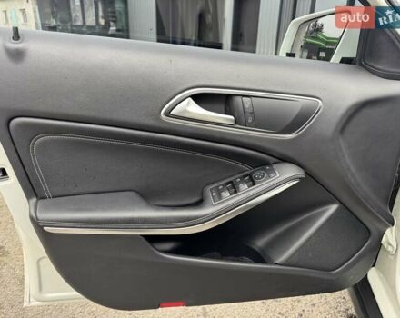 Белый Мерседес ГЛА-Класс, объемом двигателя 2.14 л и пробегом 251 тыс. км за 20500 $, фото 41 на Automoto.ua