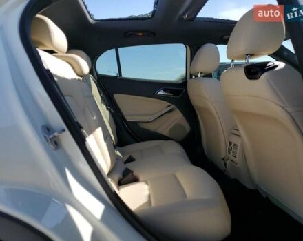 Белый Мерседес ГЛА-Класс, объемом двигателя 1.99 л и пробегом 60 тыс. км за 3000 $, фото 10 на Automoto.ua