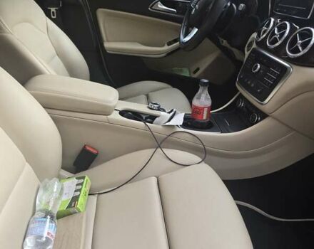 Белый Мерседес ГЛА-Класс, объемом двигателя 1.99 л и пробегом 80 тыс. км за 23000 $, фото 23 на Automoto.ua