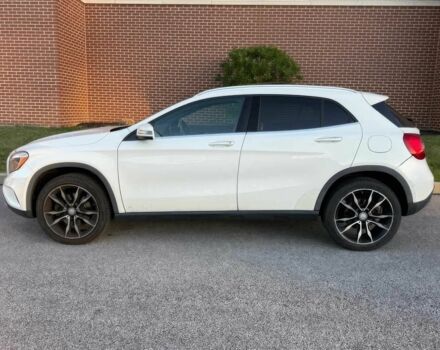 Білий Мерседес ГЛА-Клас, об'ємом двигуна 2 л та пробігом 69 тис. км за 17500 $, фото 5 на Automoto.ua