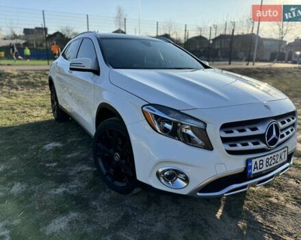 Белый Мерседес ГЛА-Класс, объемом двигателя 1.99 л и пробегом 153 тыс. км за 18500 $, фото 16 на Automoto.ua