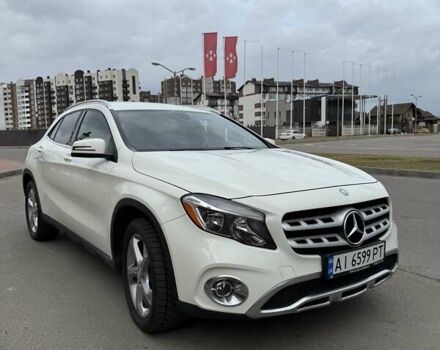 Белый Мерседес ГЛА-Класс, объемом двигателя 1.99 л и пробегом 87 тыс. км за 18500 $, фото 3 на Automoto.ua