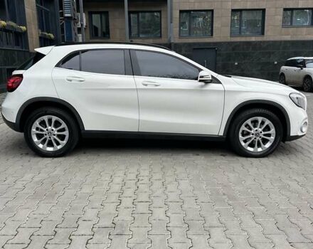 Белый Мерседес ГЛА-Класс, объемом двигателя 2.14 л и пробегом 99 тыс. км за 23900 $, фото 9 на Automoto.ua