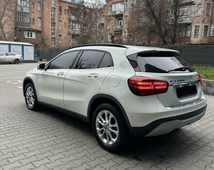 Белый Мерседес ГЛА-Класс, объемом двигателя 2.14 л и пробегом 99 тыс. км за 23900 $, фото 12 на Automoto.ua