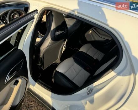 Белый Мерседес ГЛА-Класс, объемом двигателя 1.99 л и пробегом 153 тыс. км за 18500 $, фото 22 на Automoto.ua