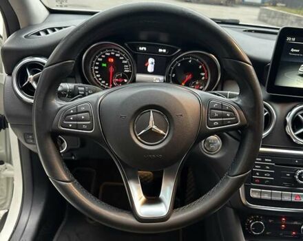 Белый Мерседес ГЛА-Класс, объемом двигателя 2.14 л и пробегом 99 тыс. км за 23900 $, фото 28 на Automoto.ua